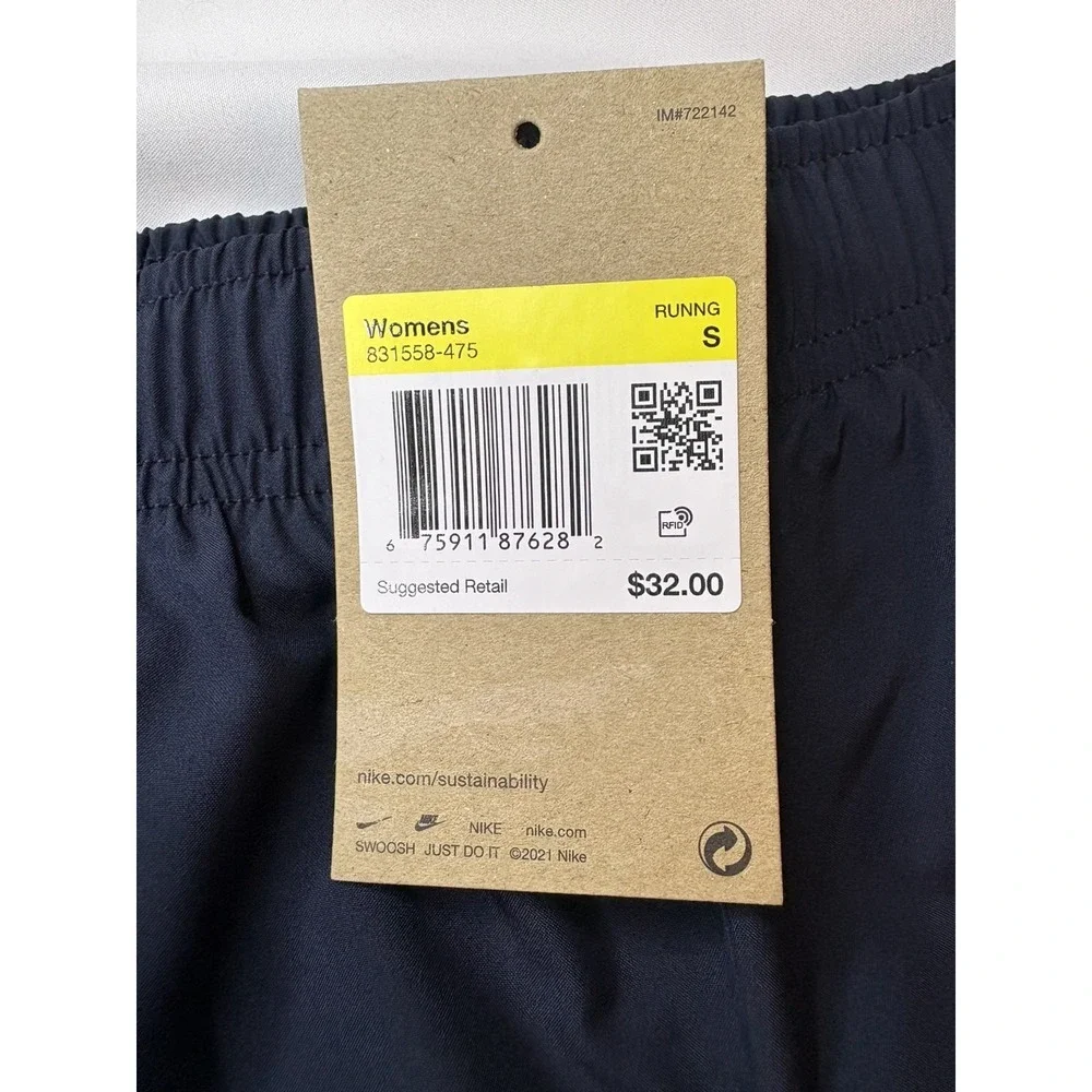 Nike Women's Dri-Fit Tempo 3